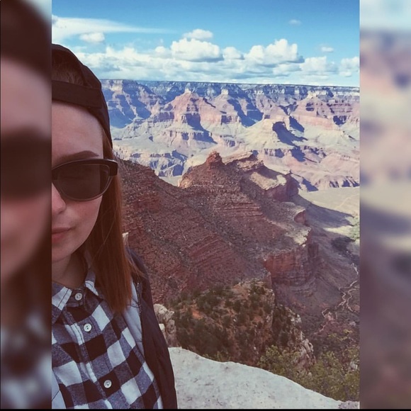 Meet your posher, Anna! - Picture 3 of 3